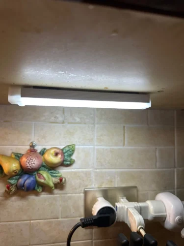 Rechargeable MotionGlow Sensor Light photo review