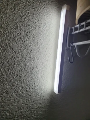 Rechargeable MotionGlow Sensor Light photo review